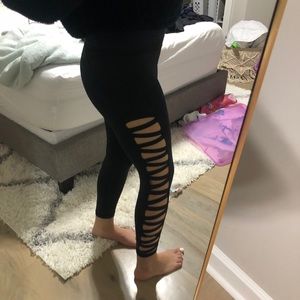 Without Walls Crisscross Leggings